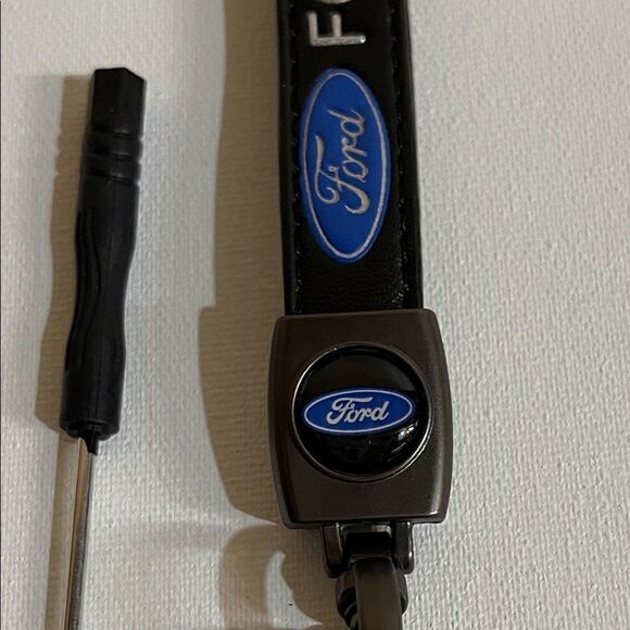 Ford black fob keychain & set of 4 valve Stem caps - Picture 3 of 6